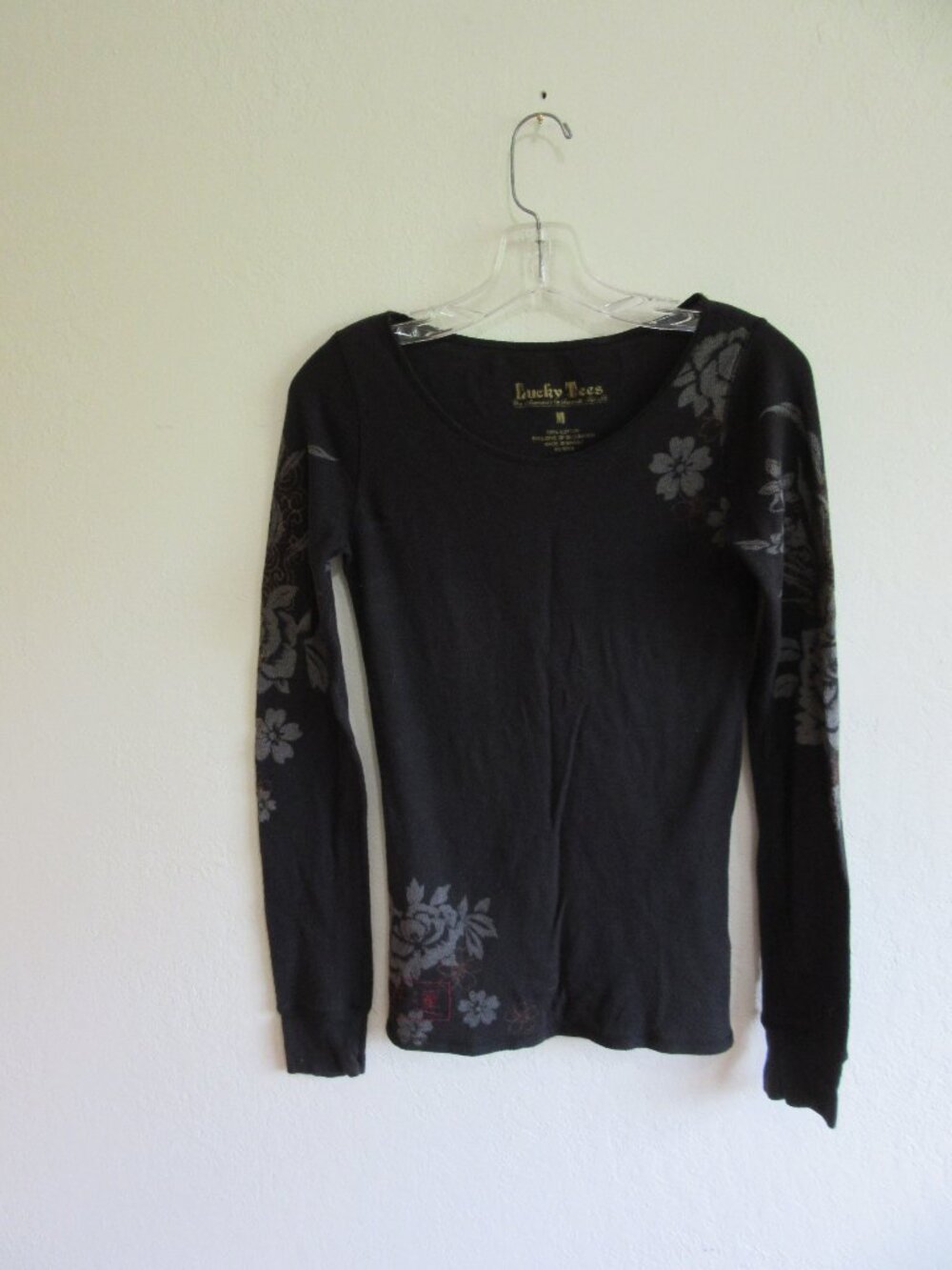 LUCKY TEES Black Floral Pattern M Long Sleeve 100% Cotton Pullover T-Shirt
